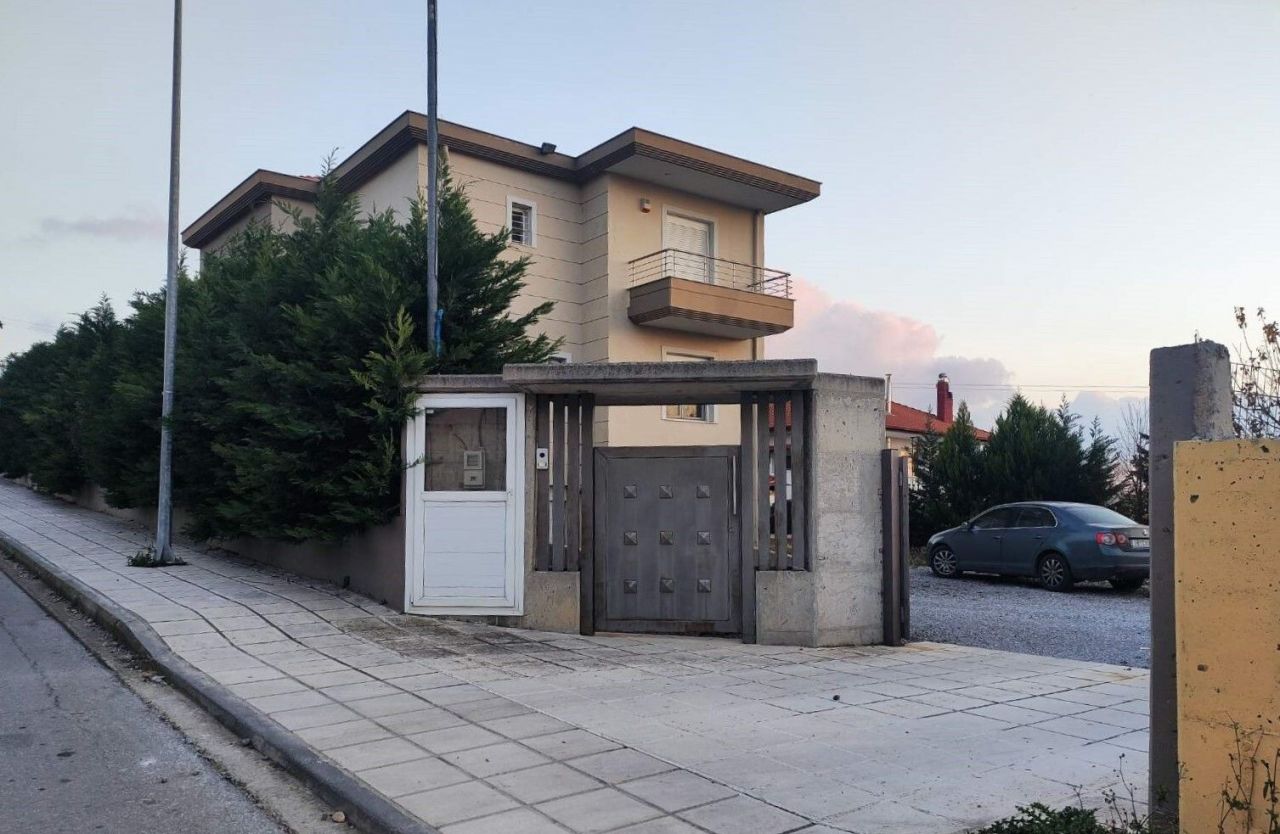 Haus in Thessaloniki, Griechenland, 180 m2 - Foto 1