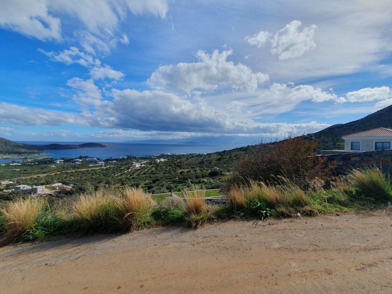 Land in Lasithi, Greece, 27 671 sq.m - picture 1
