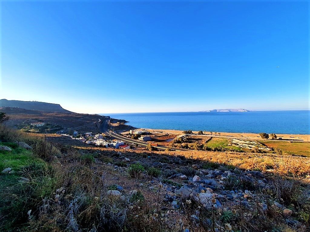 Land in Analipsi, Greece, 4 000 sq.m - picture 1