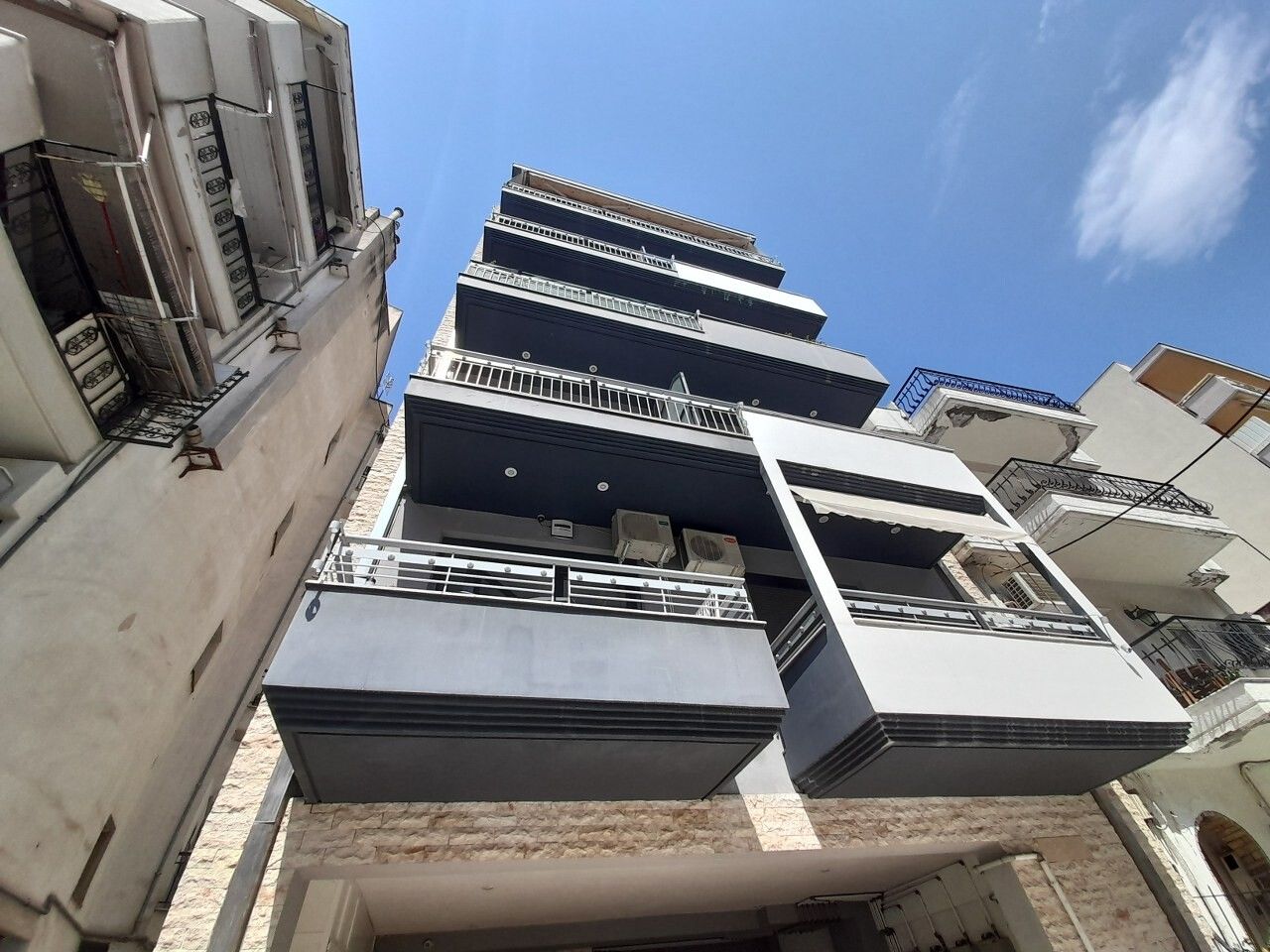 Flat in Thessaloniki, Greece, 27 sq.m - picture 1