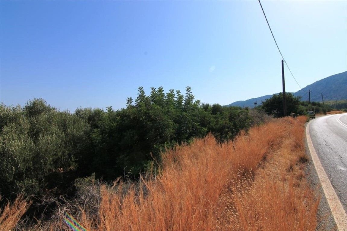 Land in Lasithi, Greece, 2 000 sq.m - picture 1
