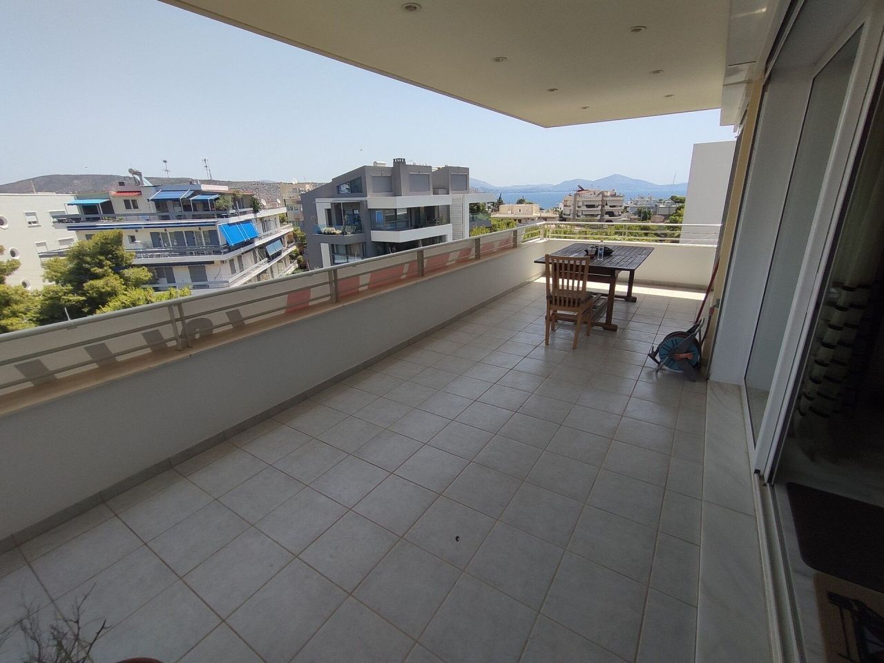 Flat in Voula, Greece, 176 sq.m - picture 1