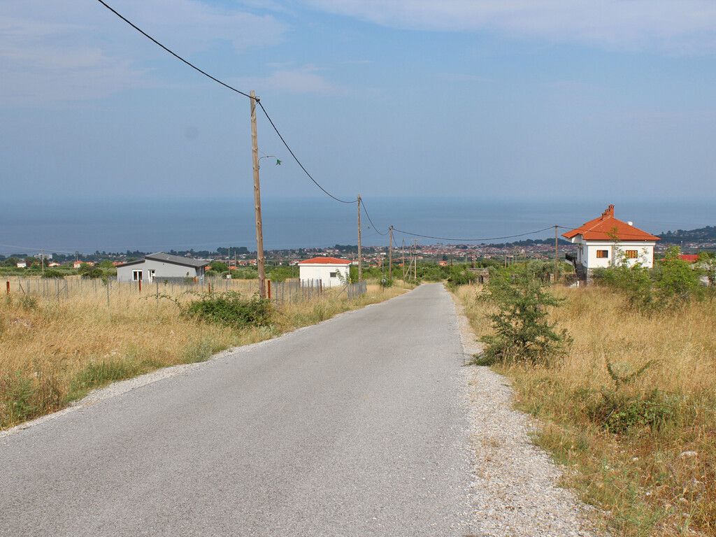 Land in Pieria, Greece, 11 850 sq.m - picture 1