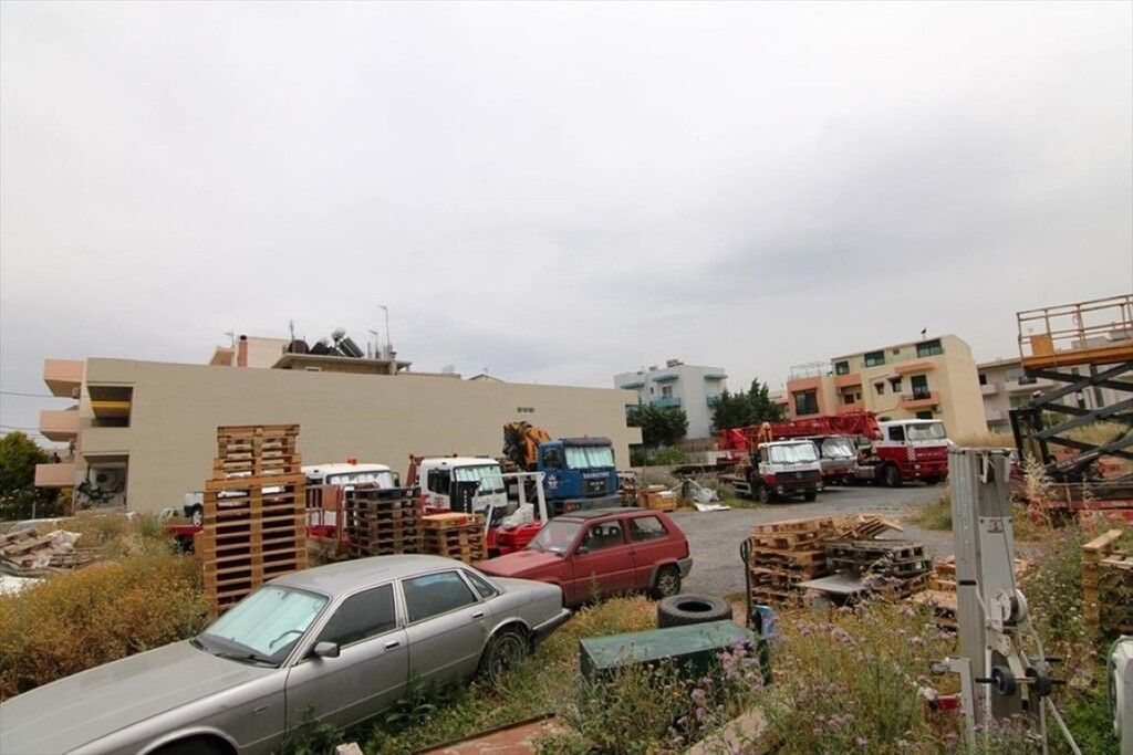 Land in Heraklion, Greece, 1 570 sq.m - picture 1