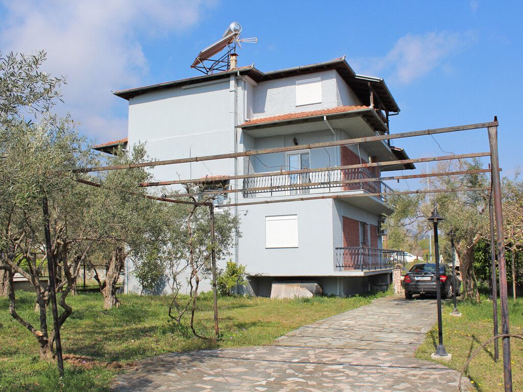 House in Pieria, Greece, 300 sq.m - picture 1