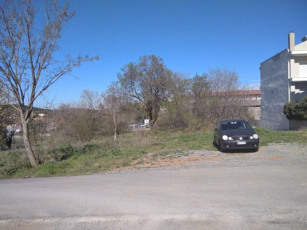 Land in Thessaloniki, Greece, 2 500 sq.m - picture 1
