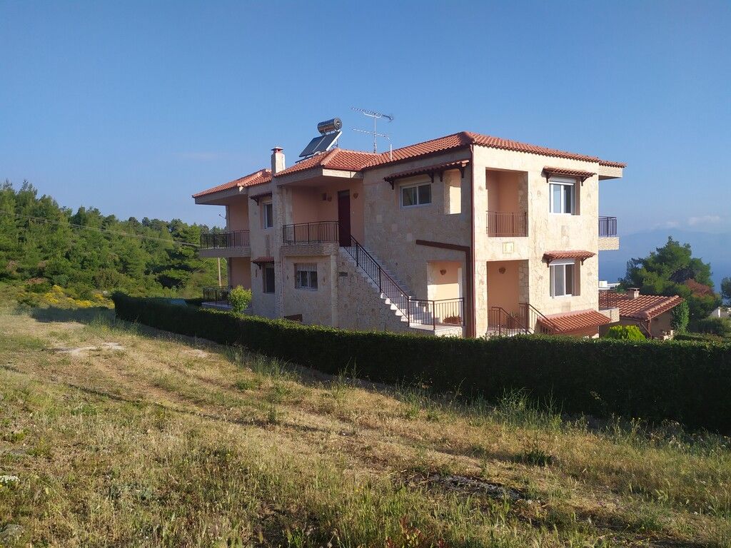 Haus in Eretria, Griechenland, 369 m2 - Foto 1