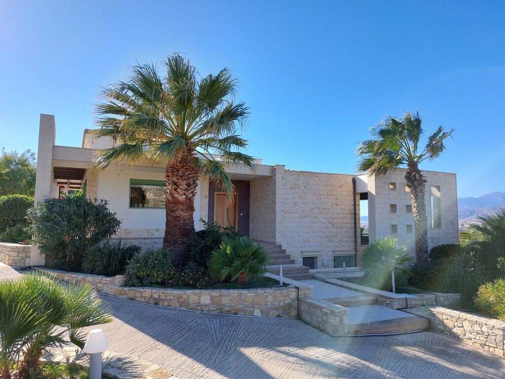 Villa in Ierapetra, Greece, 312 sq.m - picture 1