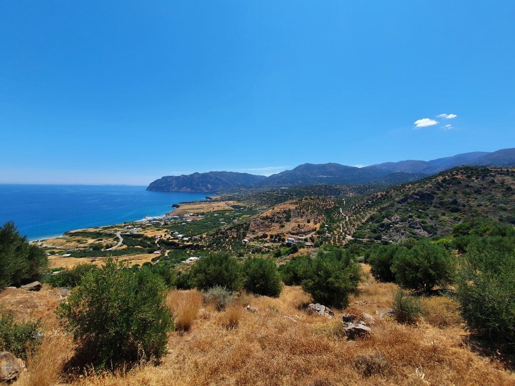 Land in Lasithi, Greece, 21 000 sq.m - picture 1