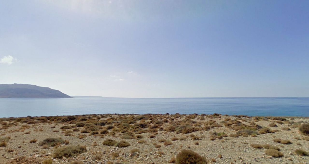 Land in Ierapetra, Greece, 4 150 sq.m - picture 1
