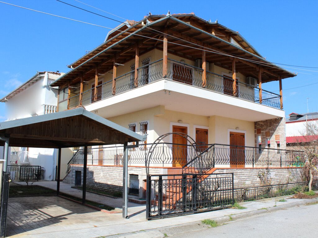 House in Pieria, Greece, 201 sq.m - picture 1