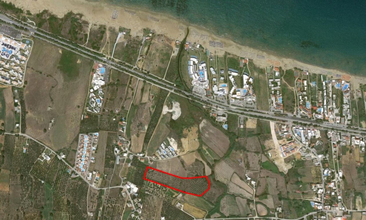 Land in Rethymno, Greece, 26 134 sq.m - picture 1