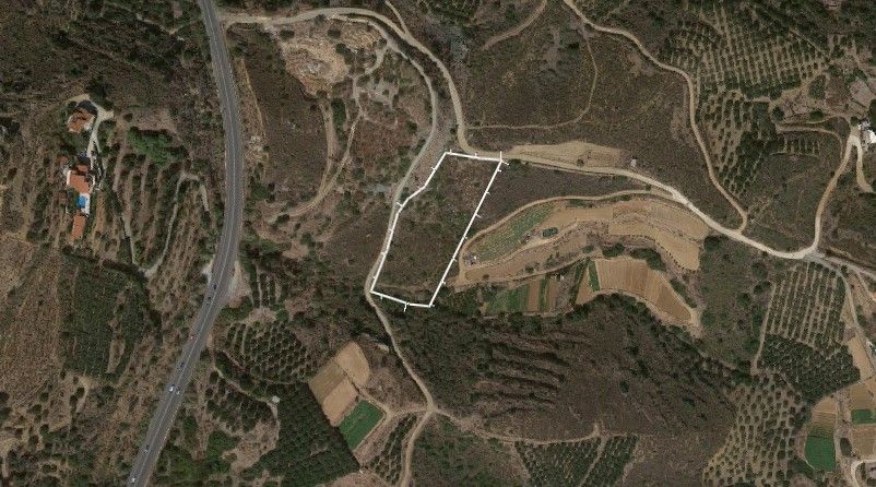 Terreno en Ligaria, Grecia, 6 078 m2 - imagen 1