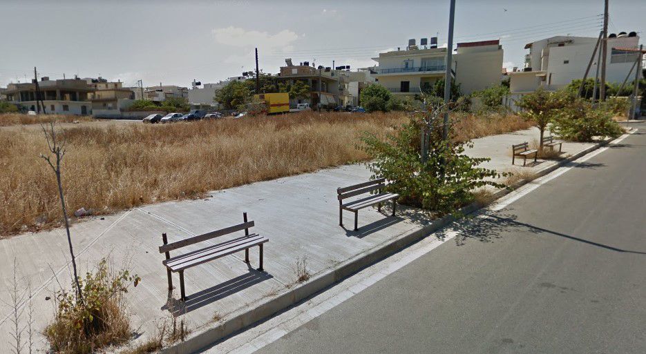 Terrain à Héraklion, Grèce, 1 854 m2 - image 1