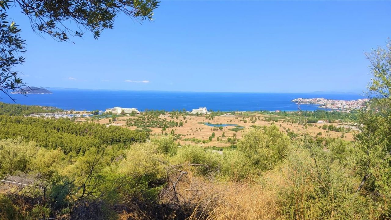 Land in Sithonia, Greece, 4 188 sq.m - picture 1