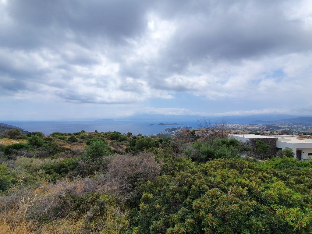 Terrain à Lassíthi, Grèce, 2 000 m2 - image 1