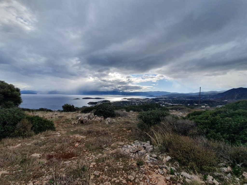 Land in Lasithi, Greece, 2 858 sq.m - picture 1