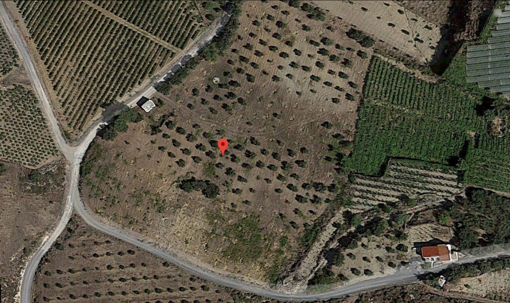 Land in Heraklion, Greece, 20 000 sq.m - picture 1