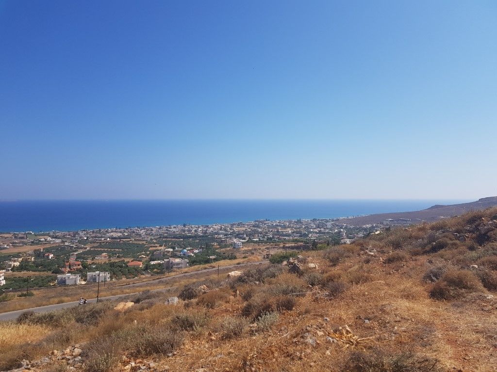 Land in Analipsi, Greece, 4 000 sq.m - picture 1