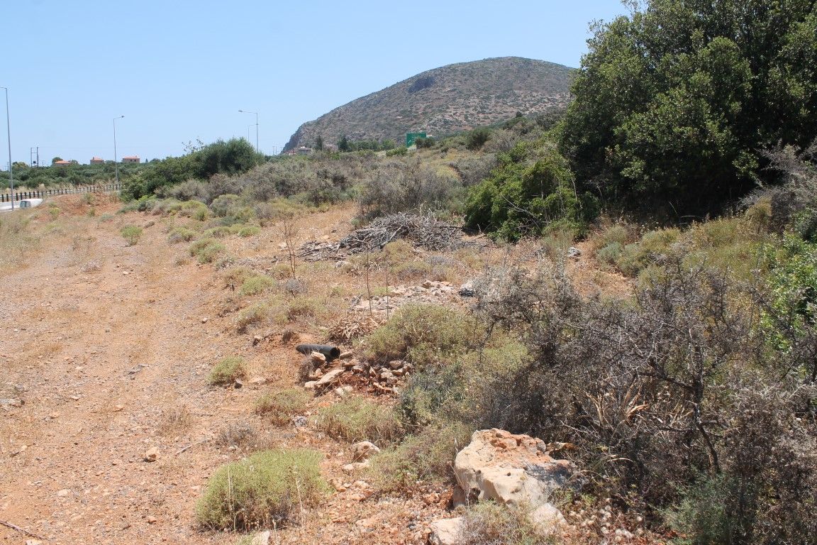 Land in Hersonissos, Greece, 9 137 sq.m - picture 1