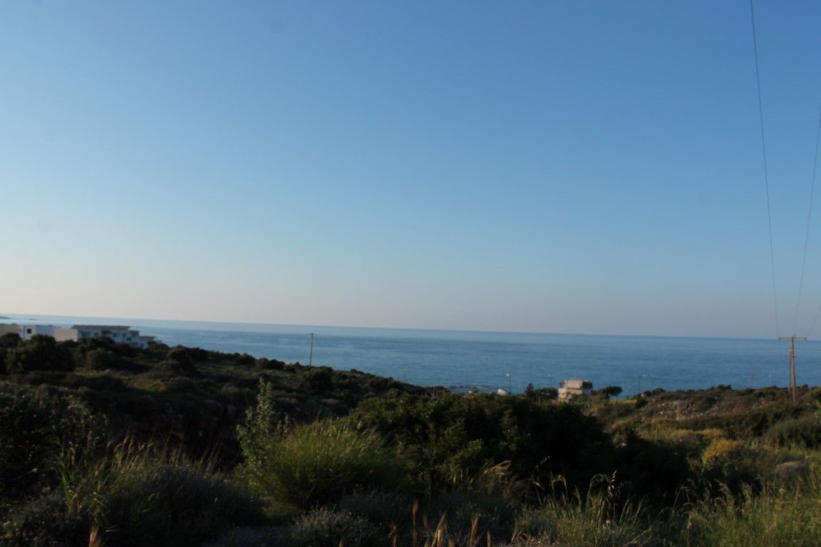 Land in Hersonissos, Greece, 6 000 sq.m - picture 1