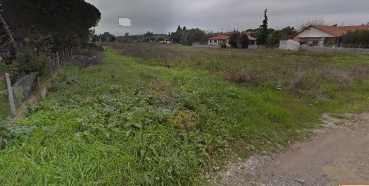 Land in Thessaloniki, Greece, 6 560 sq.m - picture 1