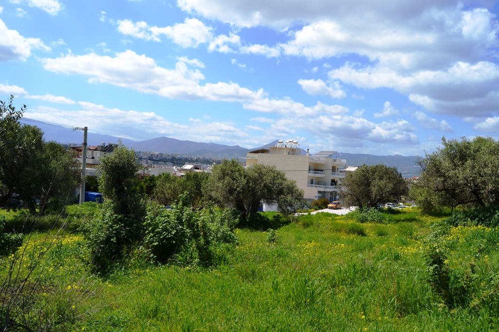 Land in Heraklion, Greece, 1 250 sq.m - picture 1