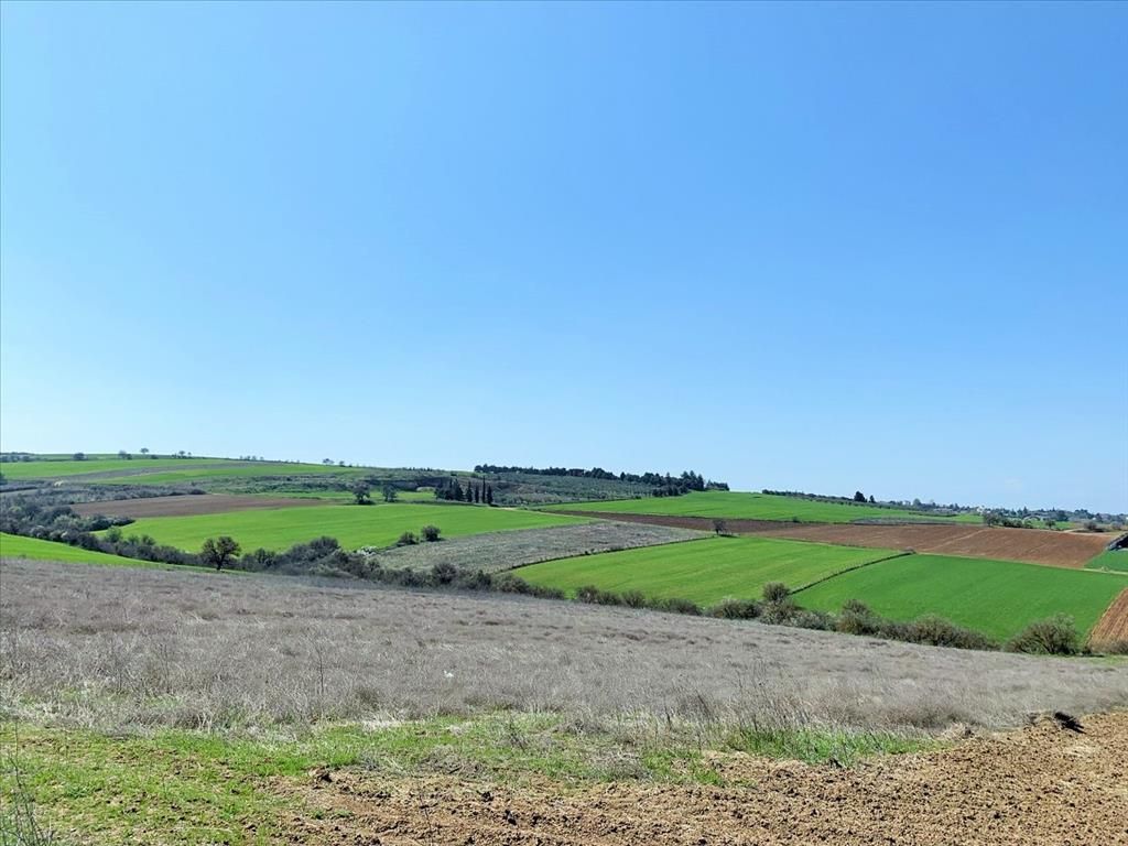 Land in Thessaloniki, Greece, 22 000 sq.m - picture 1