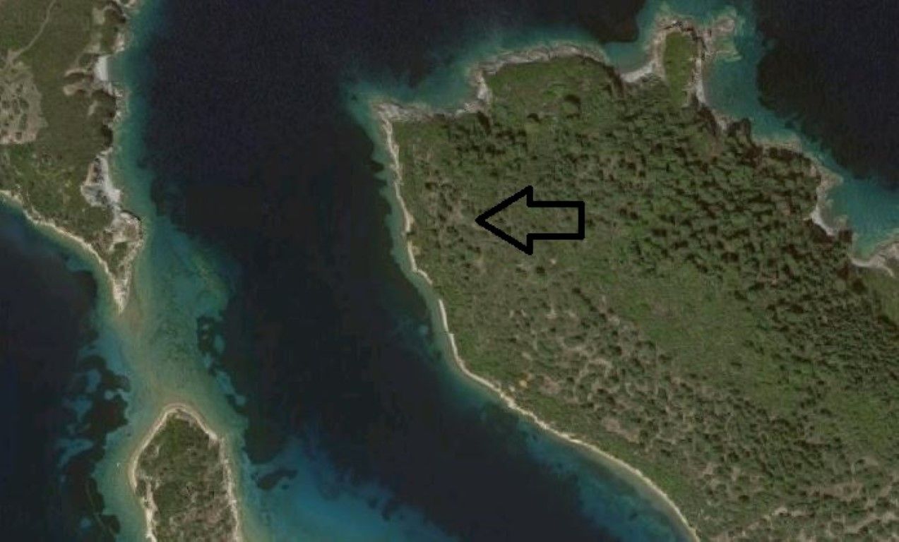 Land in Sithonia, Greece, 37 500 sq.m - picture 1