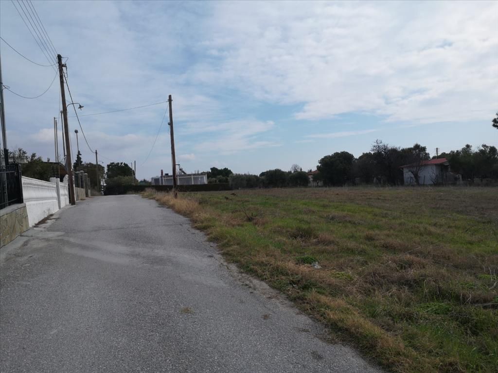 Land in Thessaloniki, Greece, 8 000 sq.m - picture 1