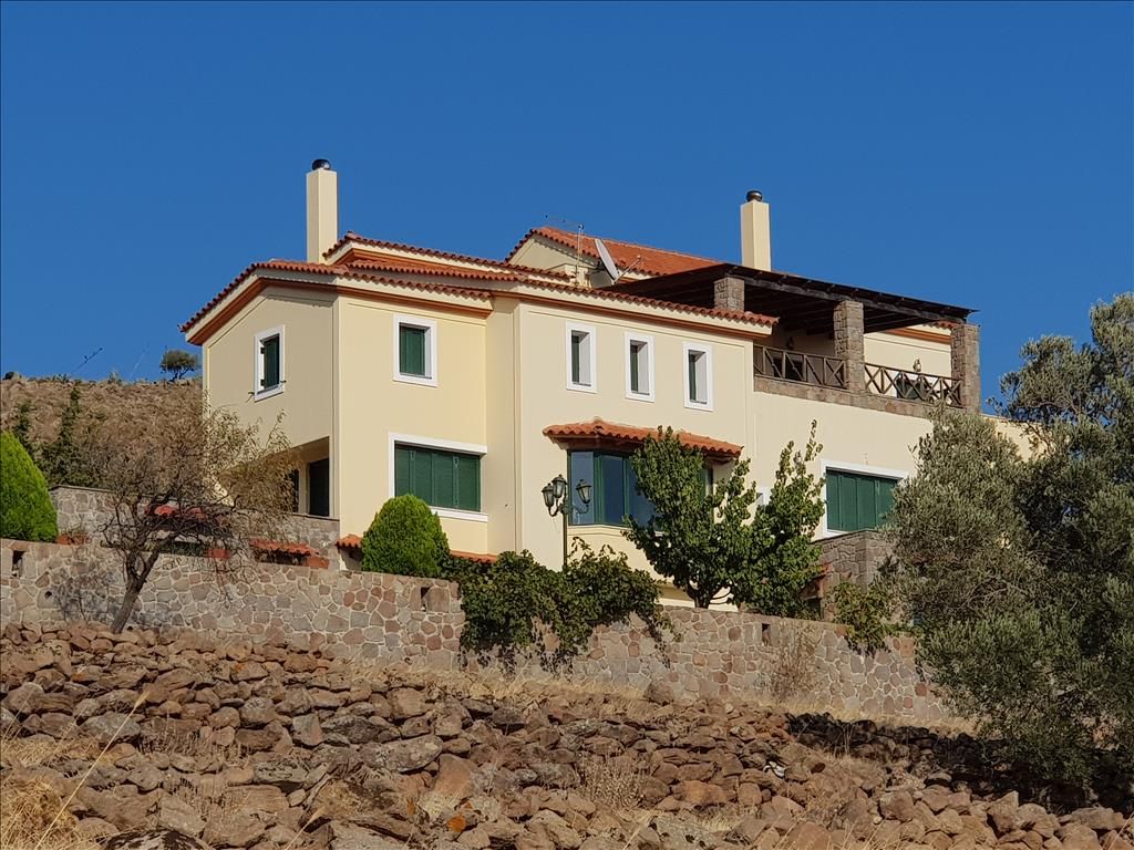 Villa on Aegina, Greece, 600 sq.m - picture 1