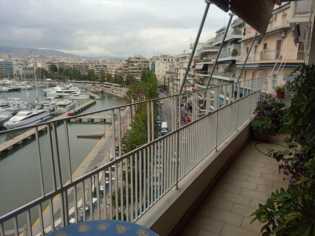 Appartement au Le Pirée, Grèce, 160 m2 - image 1