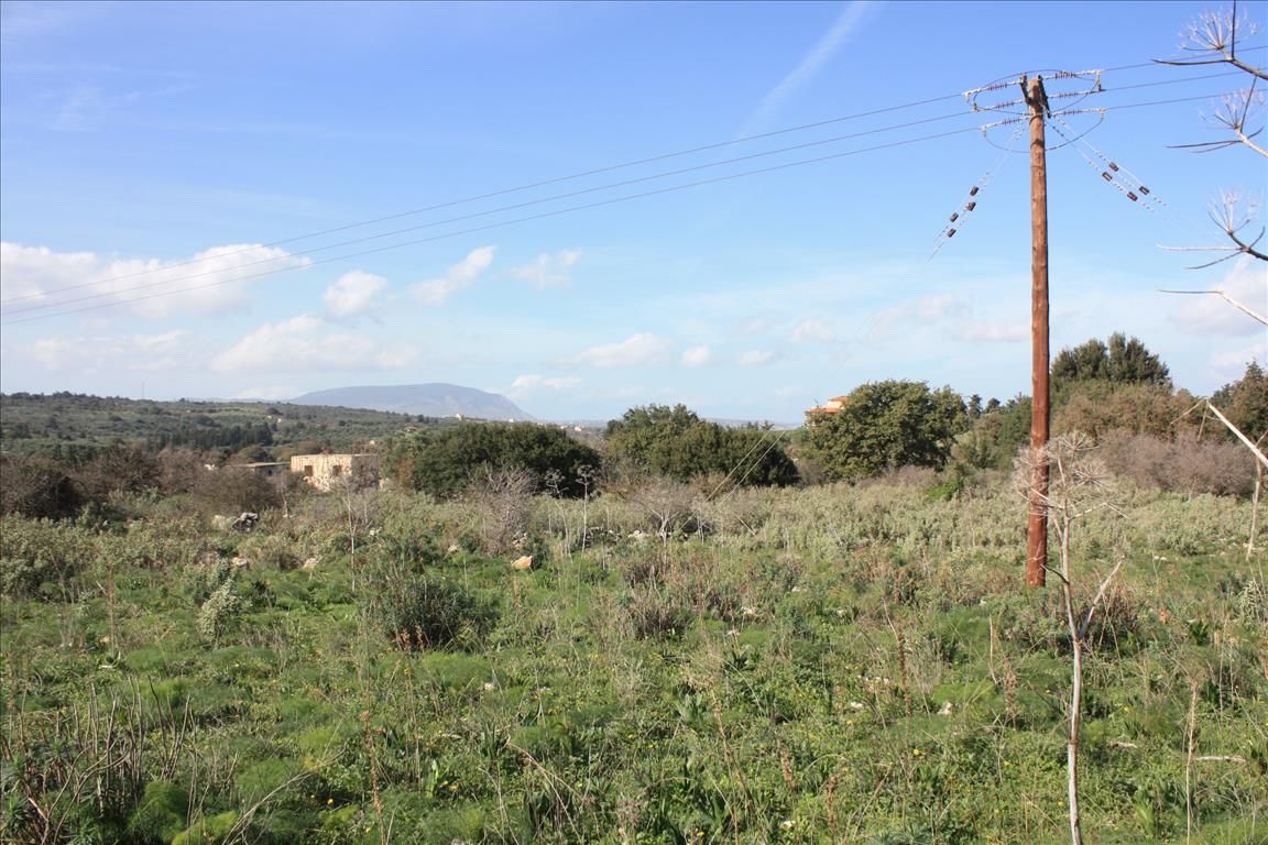 Land in Chania, Greece, 3 246 sq.m - picture 1