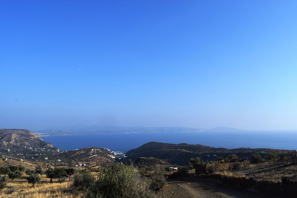 Land in Rethymno prefecture, Greece, 8 891 sq.m - picture 1