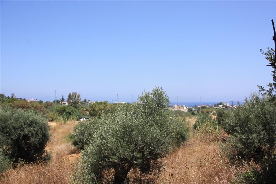 Land in Chania, Greece, 6 340 sq.m - picture 1