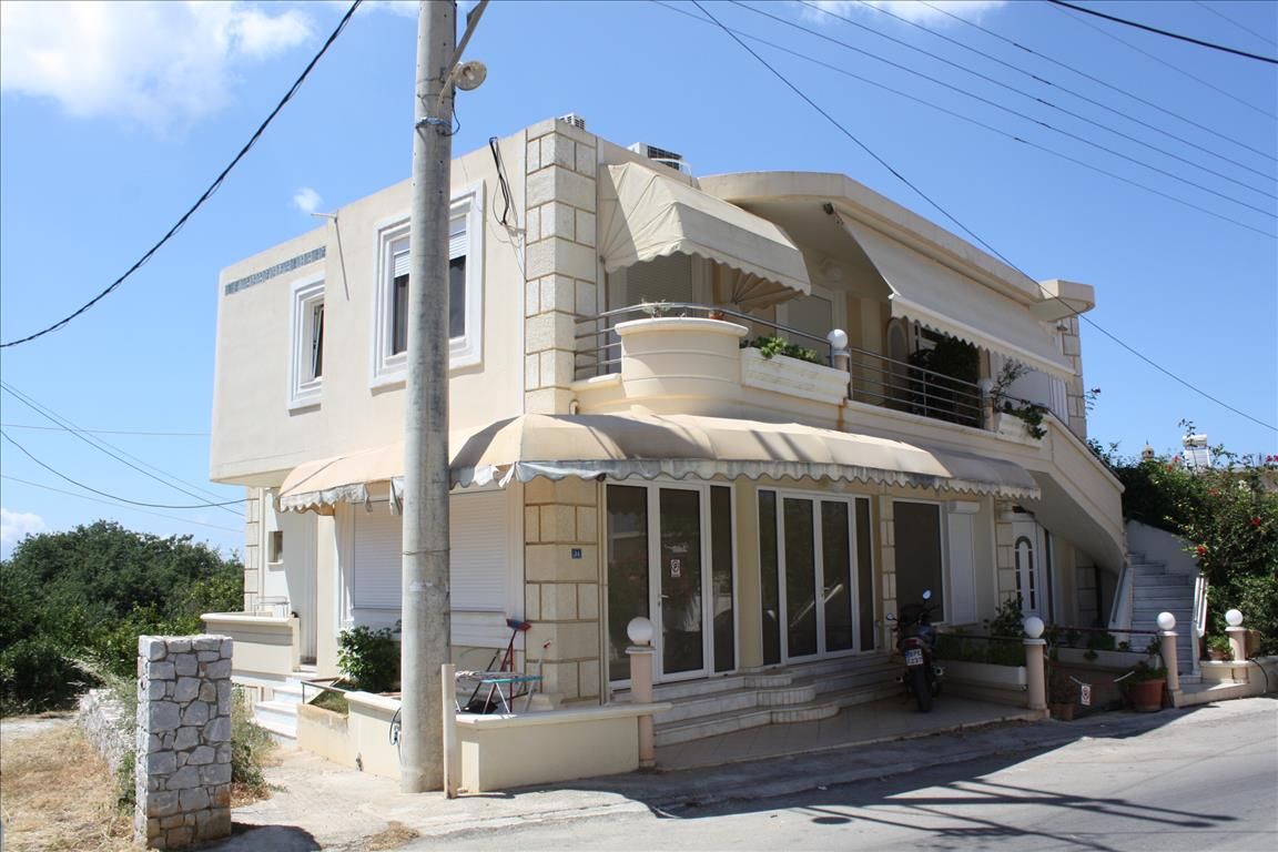 House in Chania, Greece, 420 sq.m - picture 1