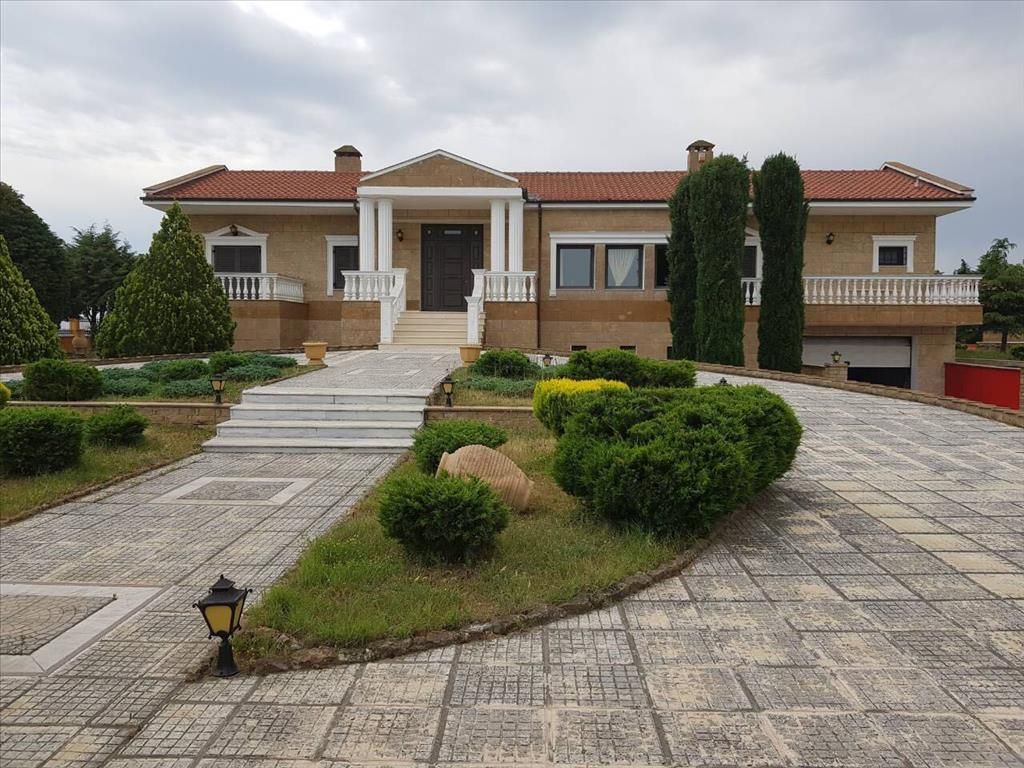 Haus in Thessaloniki, Griechenland, 400 m2 - Foto 1