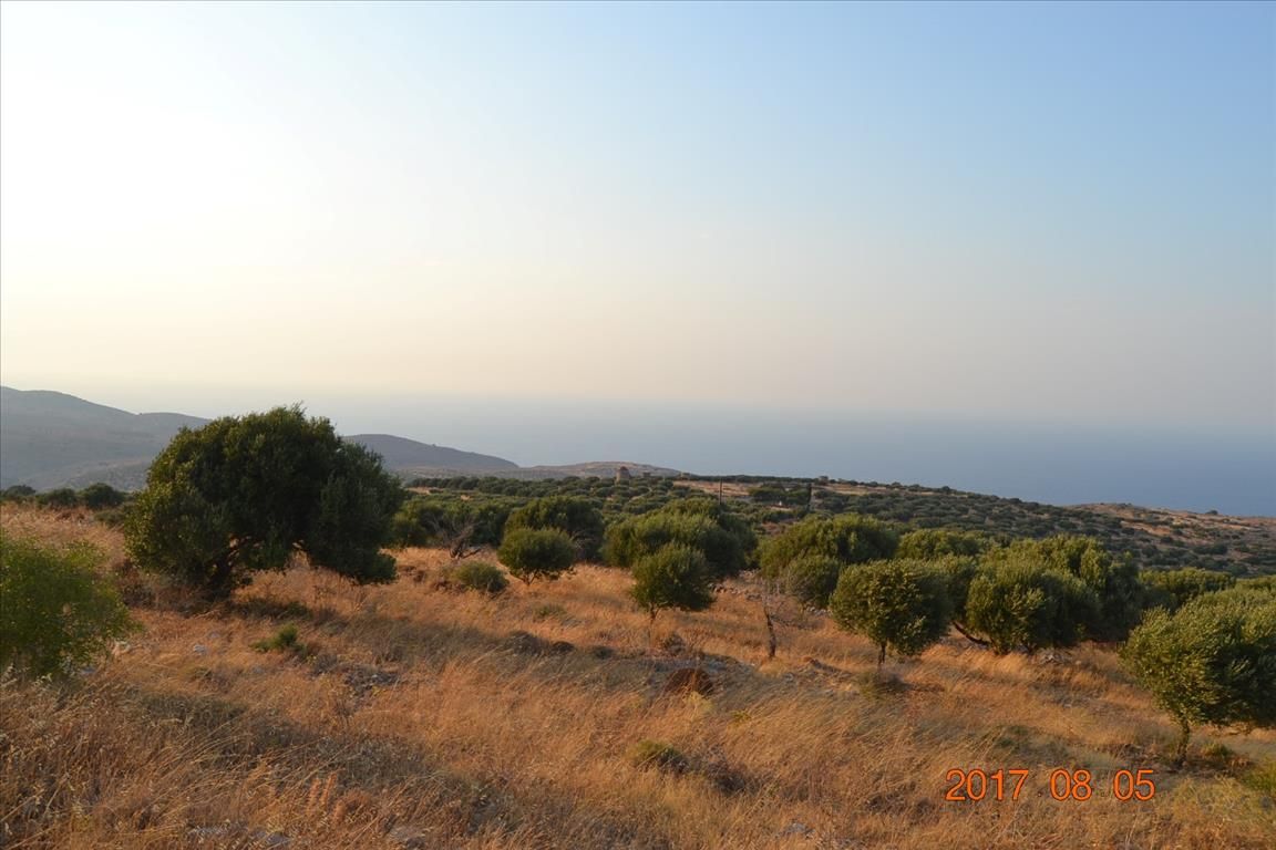 Land in Lasithi, Greece, 11 000 m² - picture 1