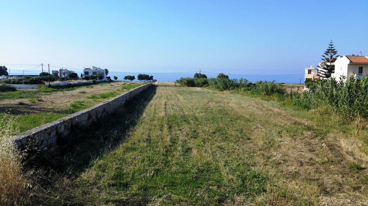 Land in Rethymno, Greece, 2 021 sq.m - picture 1