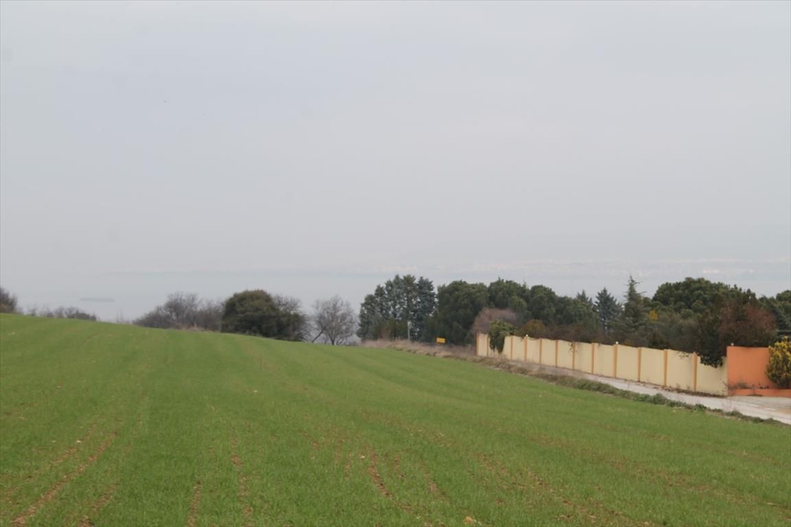 Land in Thessaloniki, Greece, 12 646 sq.m - picture 1