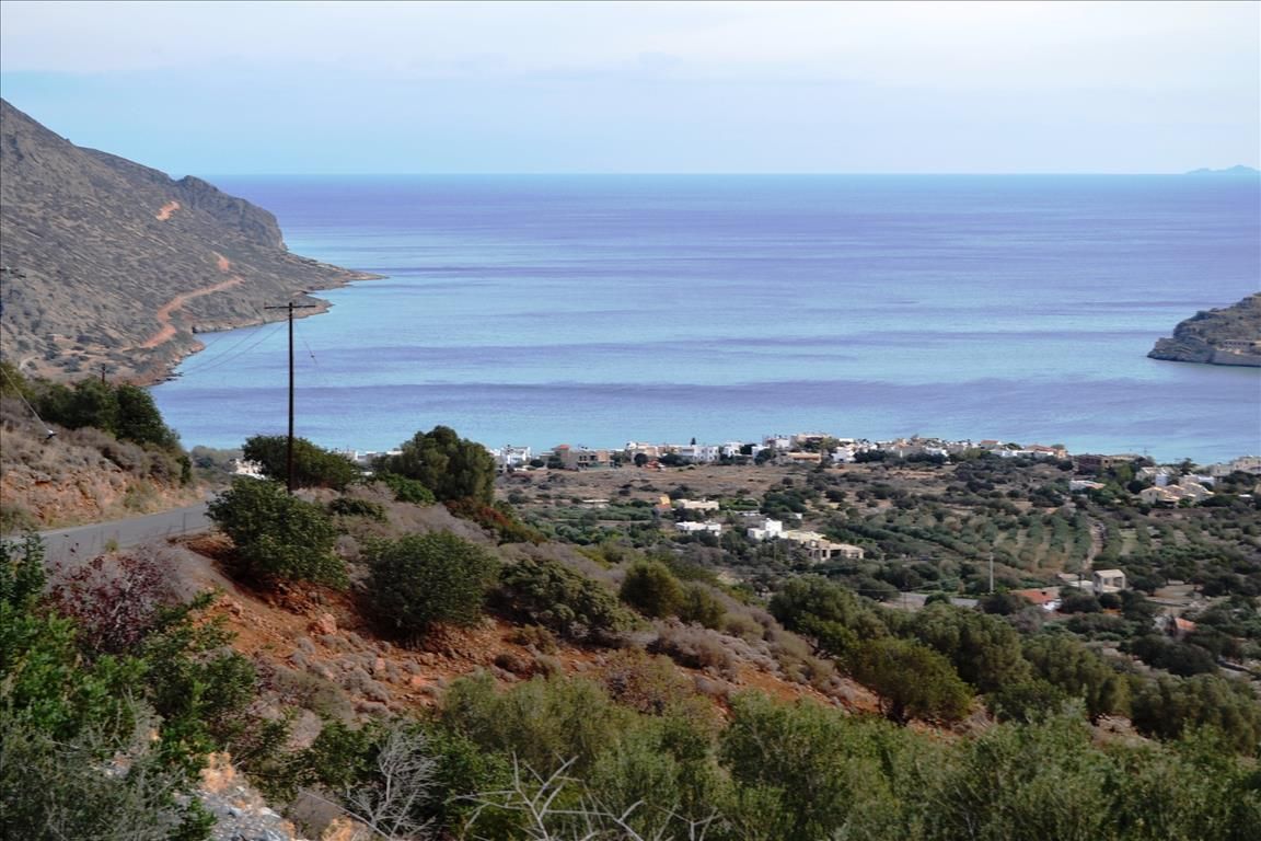 Land in Lasithi, Greece, 13 200 sq.m - picture 1