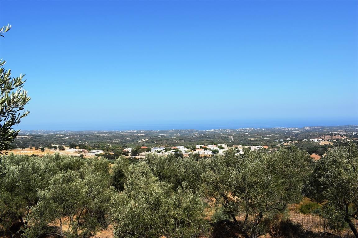 Land in Rethymno prefecture, Greece, 8 556 sq.m - picture 1