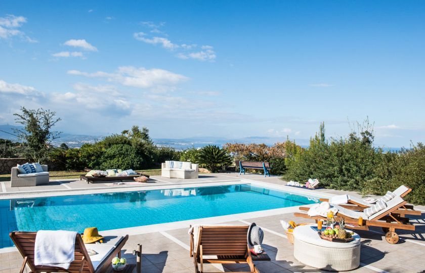 Villa en La Canea, Grecia, 600 m2 - imagen 1