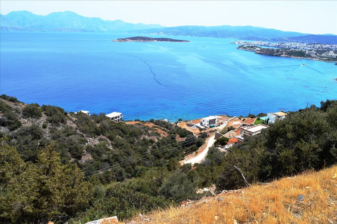 Land in Lasithi, Greece, 3 373 sq.m - picture 1