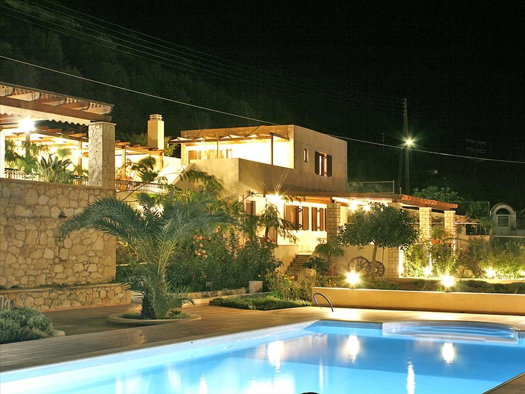 Villa in Lasithi, Greece - picture 1