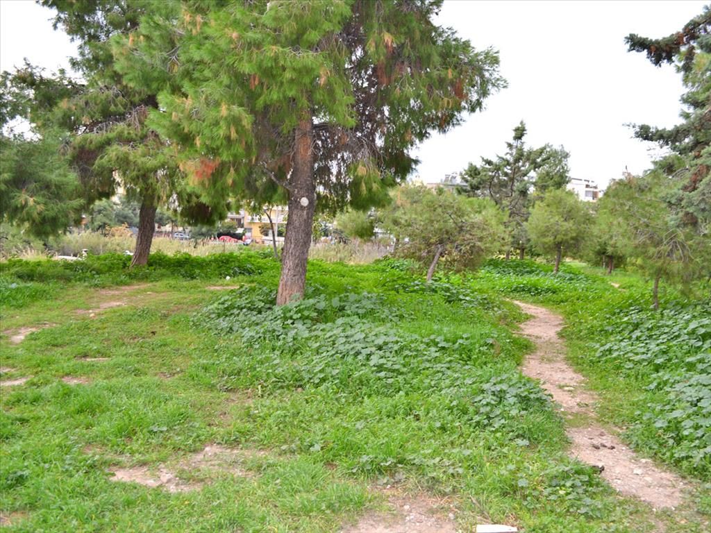 Land in Athens, Greece, 1 085 sq.m - picture 1