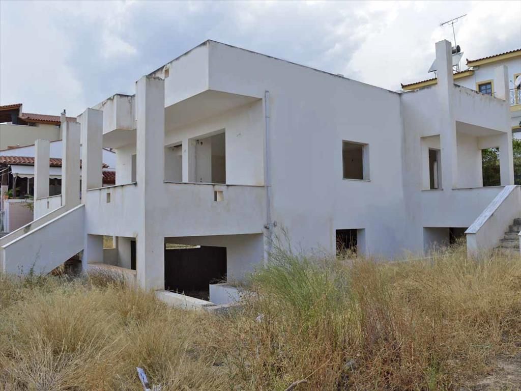 House on Salamis, Greece, 320 sq.m - picture 1
