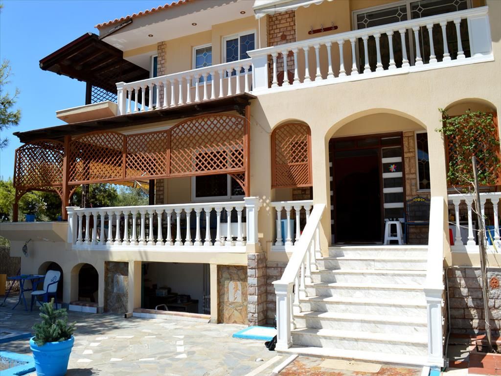 Villa in Voula, Greece, 290 sq.m - picture 1