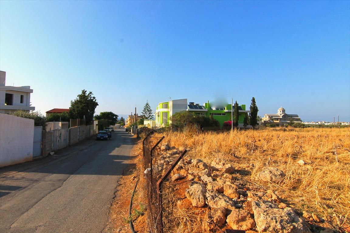Land in Analipsi, Greece, 2 000 sq.m - picture 1