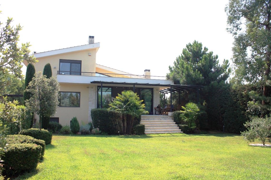 Villa in Thessaloniki, Greece, 600 sq.m - picture 1
